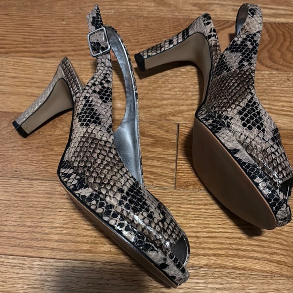 Jessica Classic Peep-Toe Slingback Heels - Snake Print - Picture 2 of 3